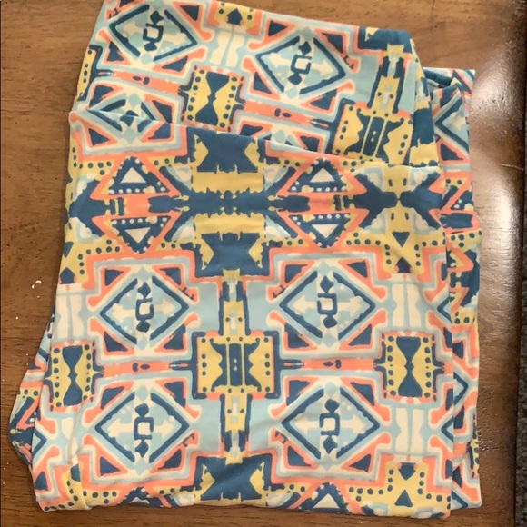LuLaRoe Pants - LuLaRoe Leggings T/C